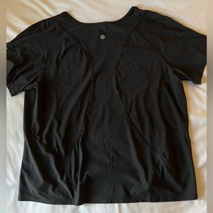 Lululemon short sleeve tee